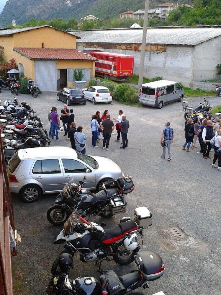 Agriturismo San Giuliano Dei Fratelli Giai Суза Екстер'єр фото